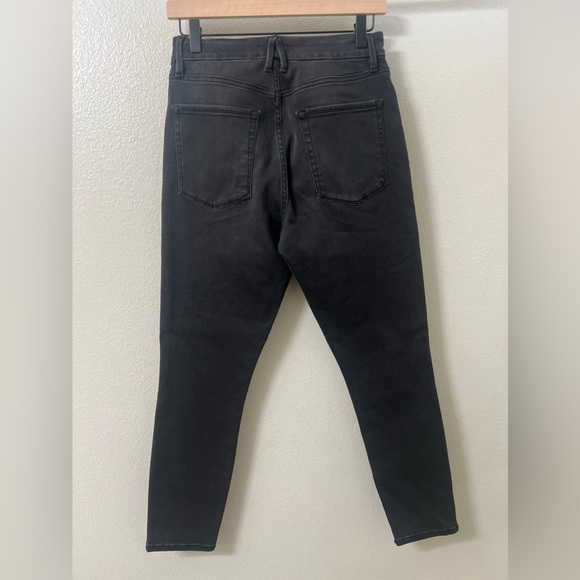 Good American Good Legs Crop Size 10/30 - Picture 3 of 7